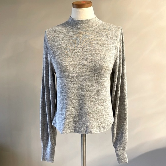 rag & bone Sweaters - Rag and Bone Heather gray mock neck  long sleeve crop lightweight sweater Small